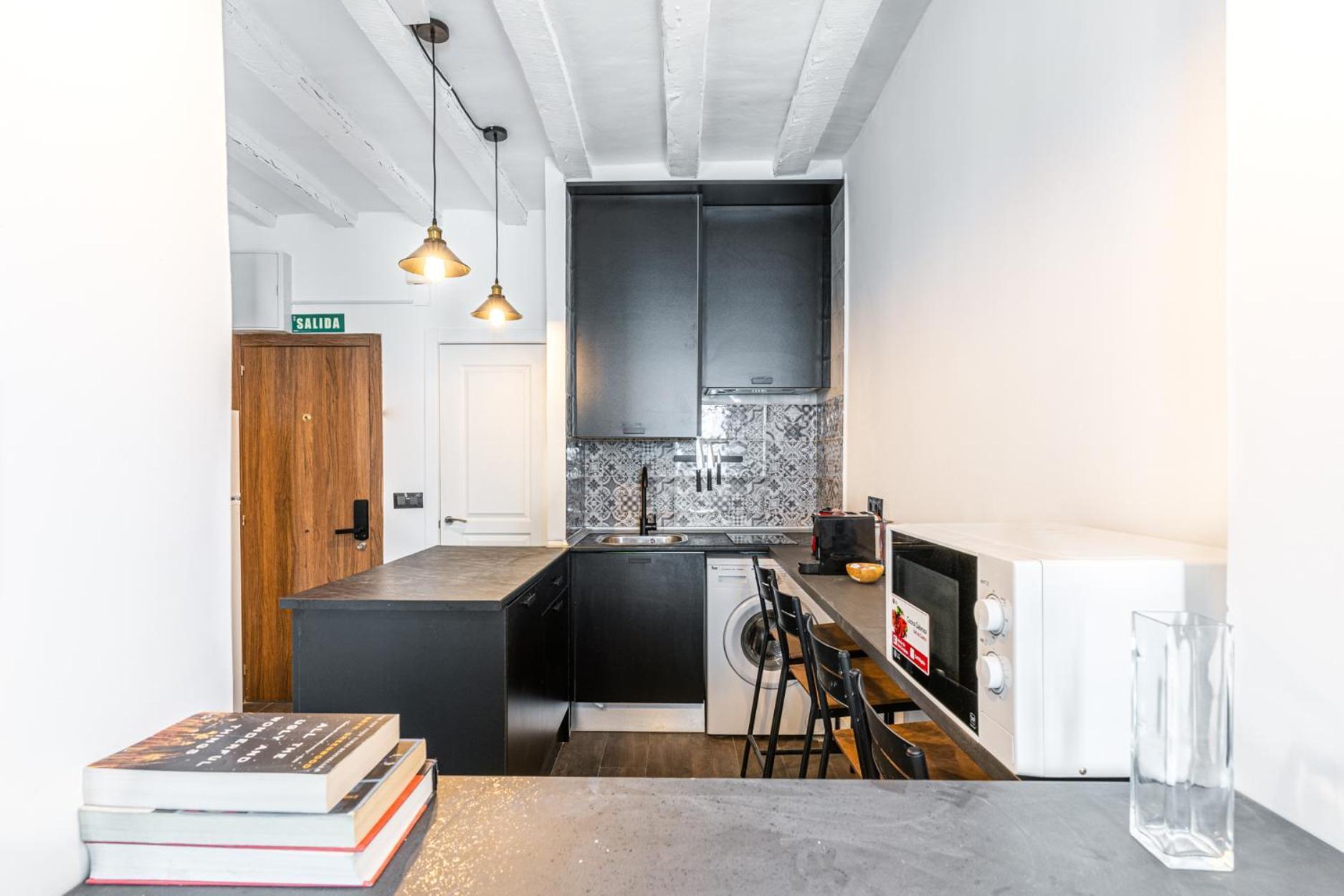 Vr Estudios Apartments Madrid Bagian luar foto