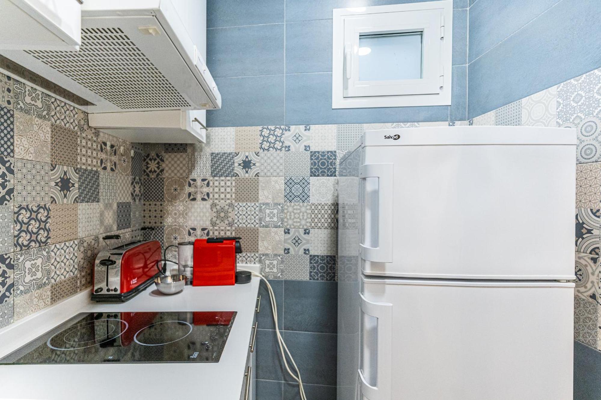 Vr Estudios Apartments Madrid Bagian luar foto