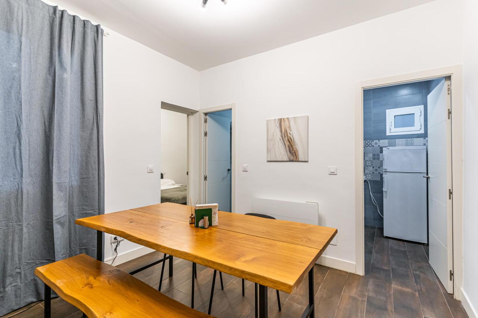 Vr Estudios Apartments Madrid Bagian luar foto