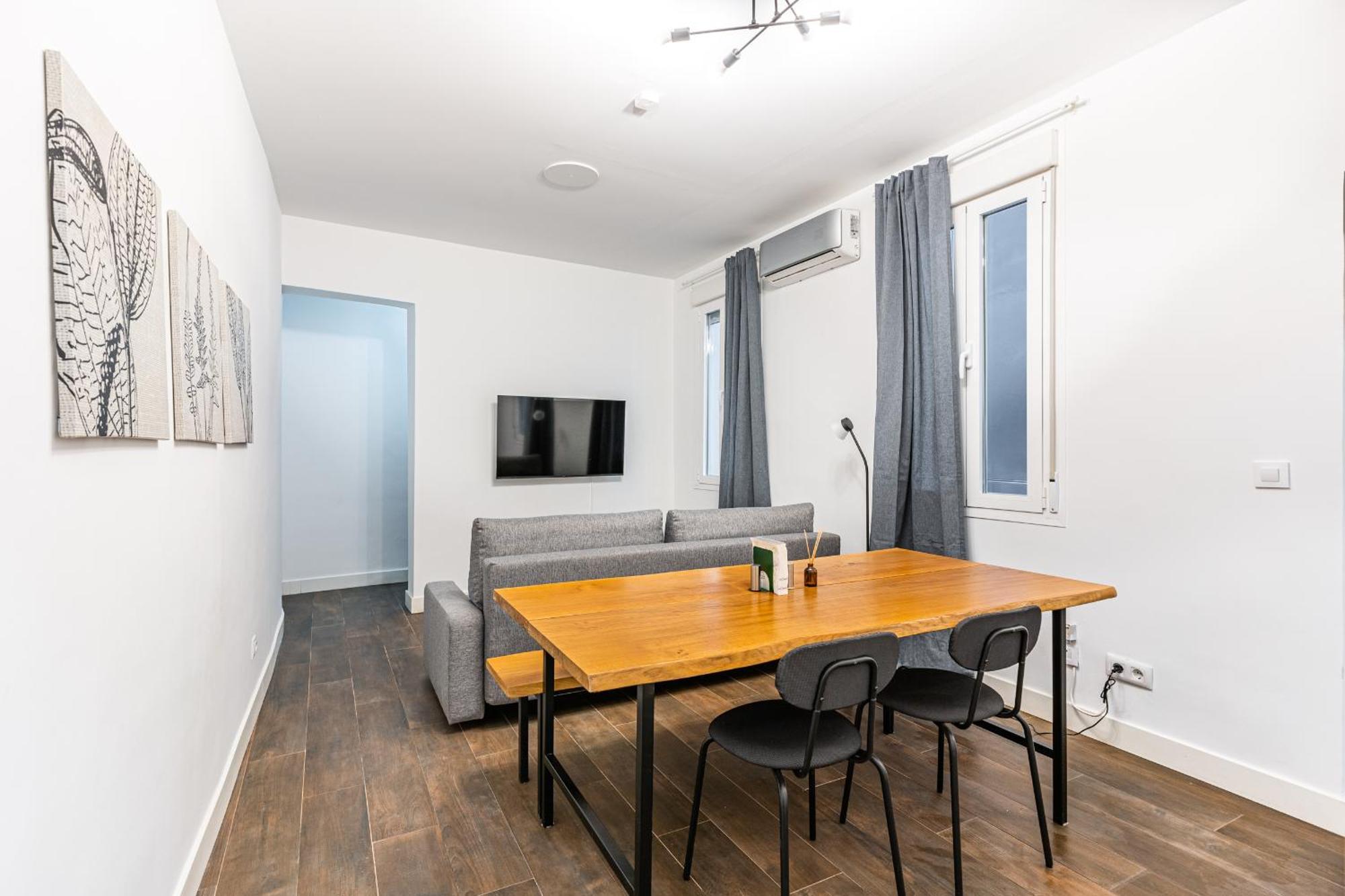 Vr Estudios Apartments Madrid Bagian luar foto