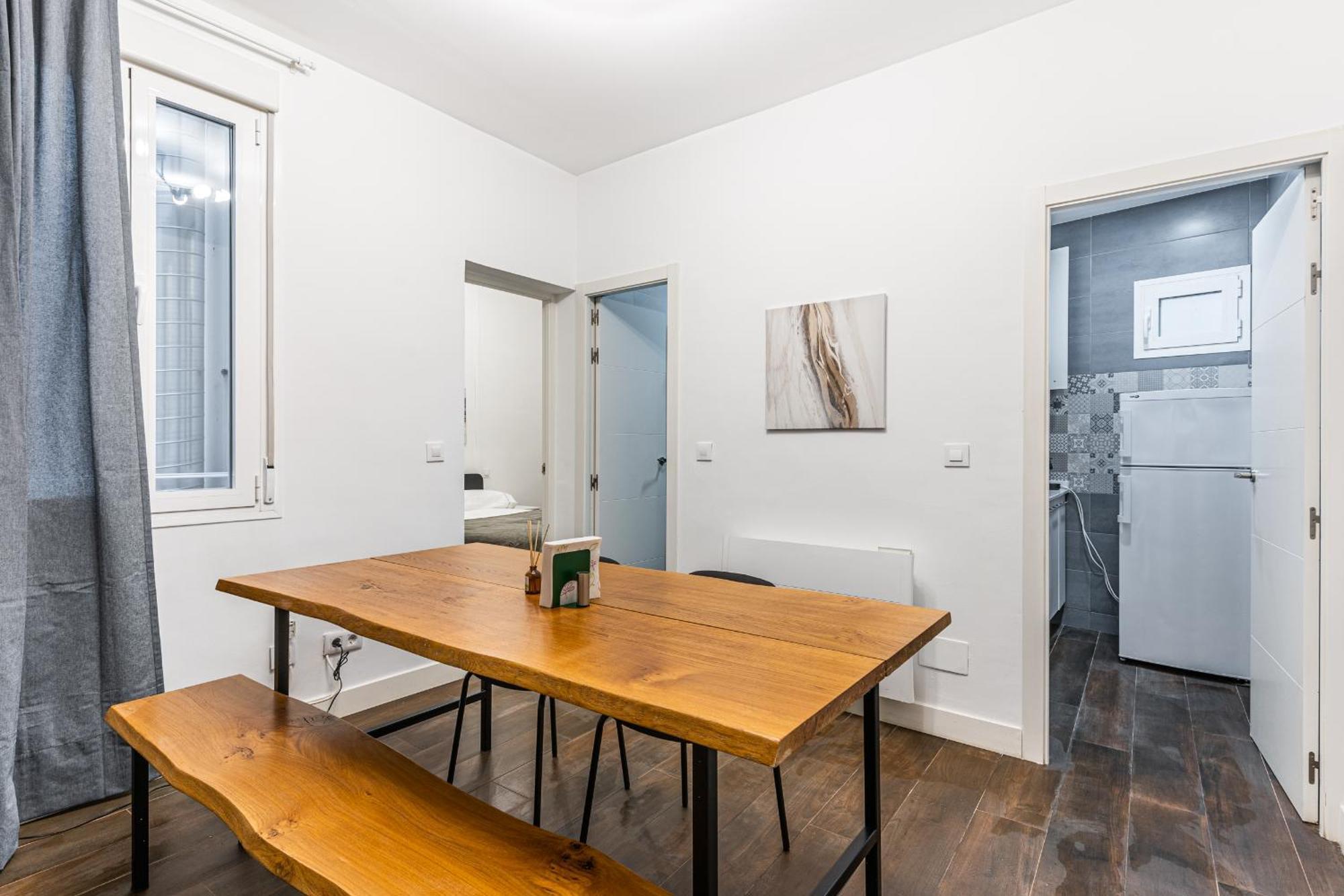 Vr Estudios Apartments Madrid Bagian luar foto