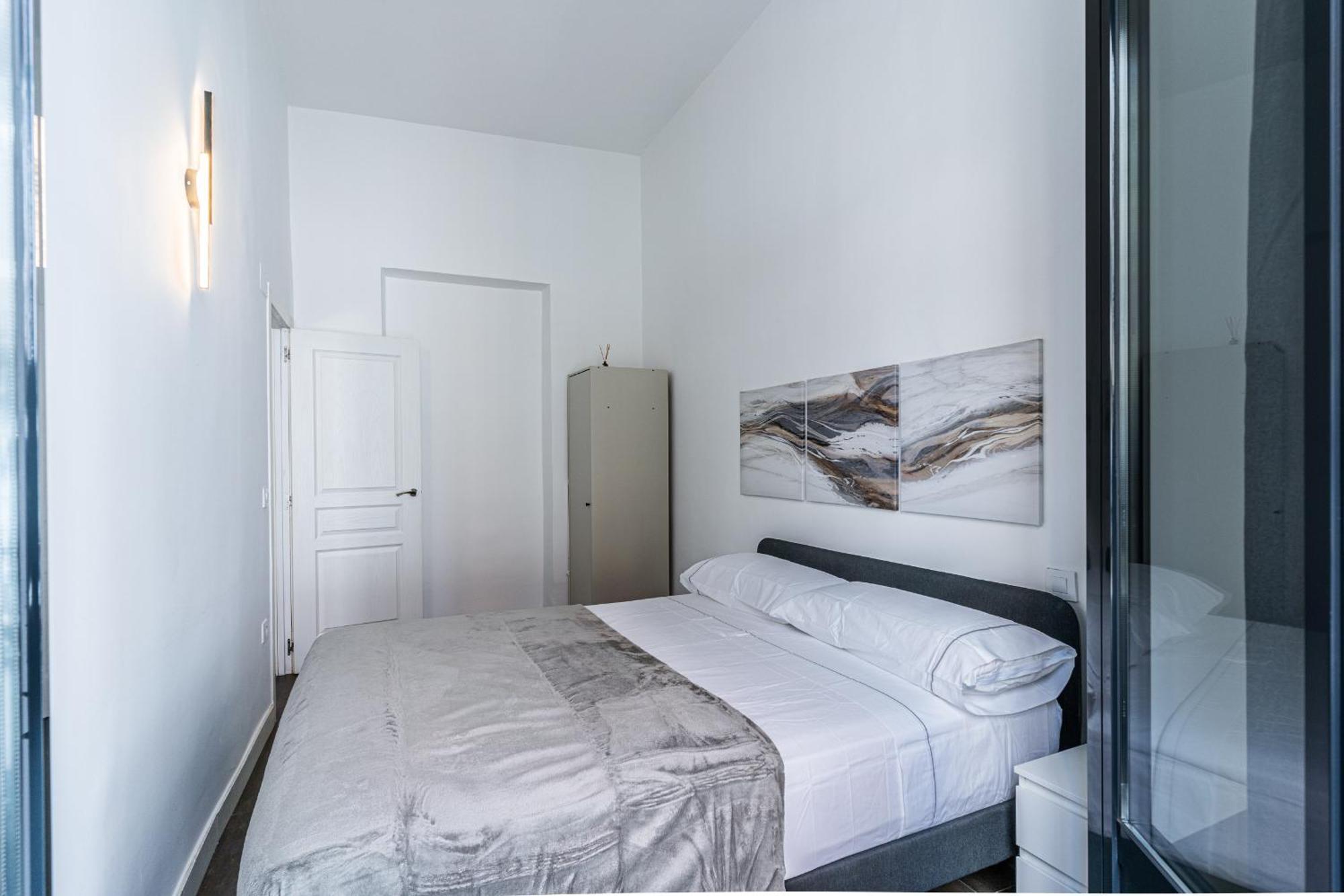 Vr Estudios Apartments Madrid Bagian luar foto