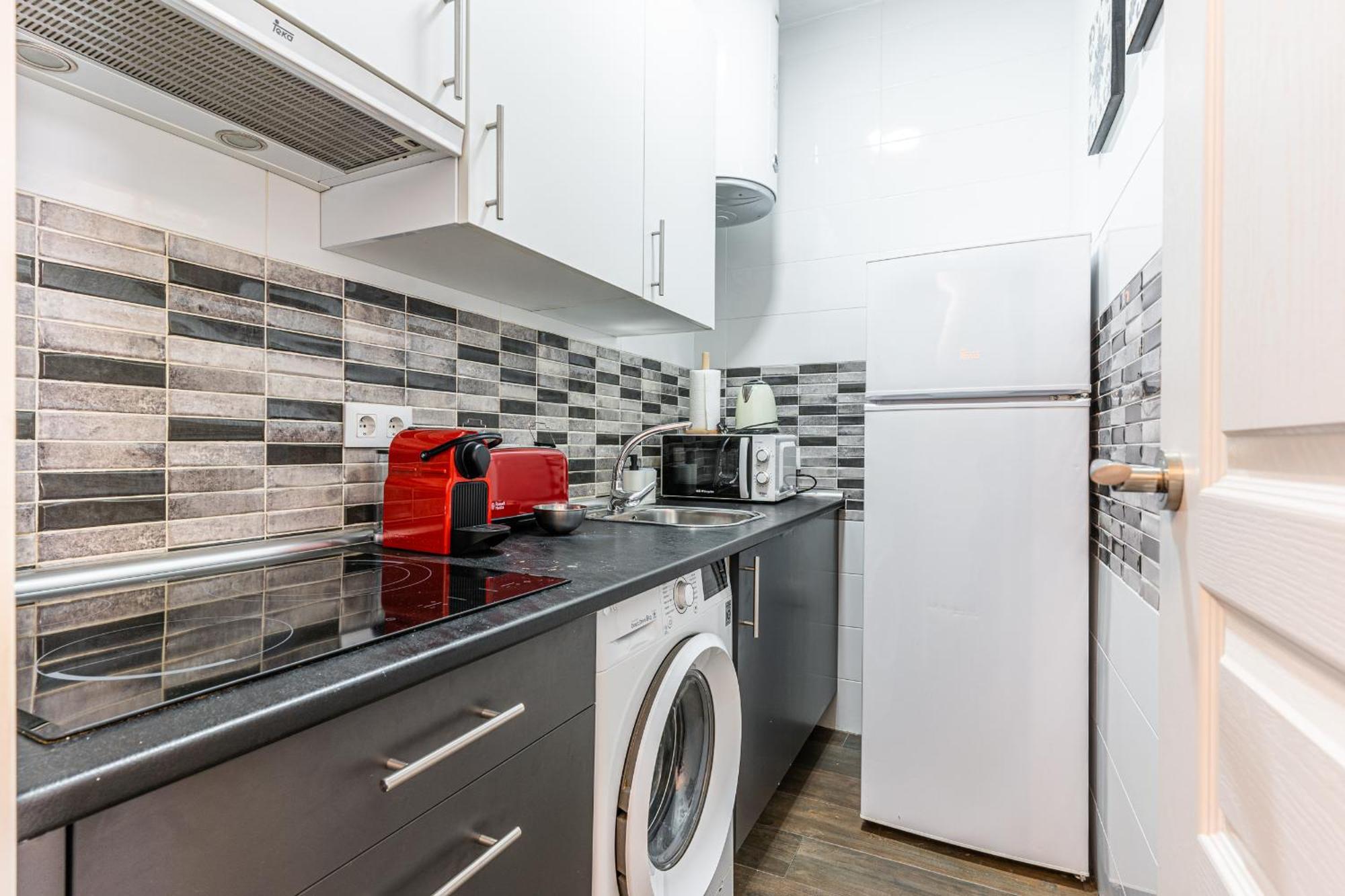 Vr Estudios Apartments Madrid Bagian luar foto
